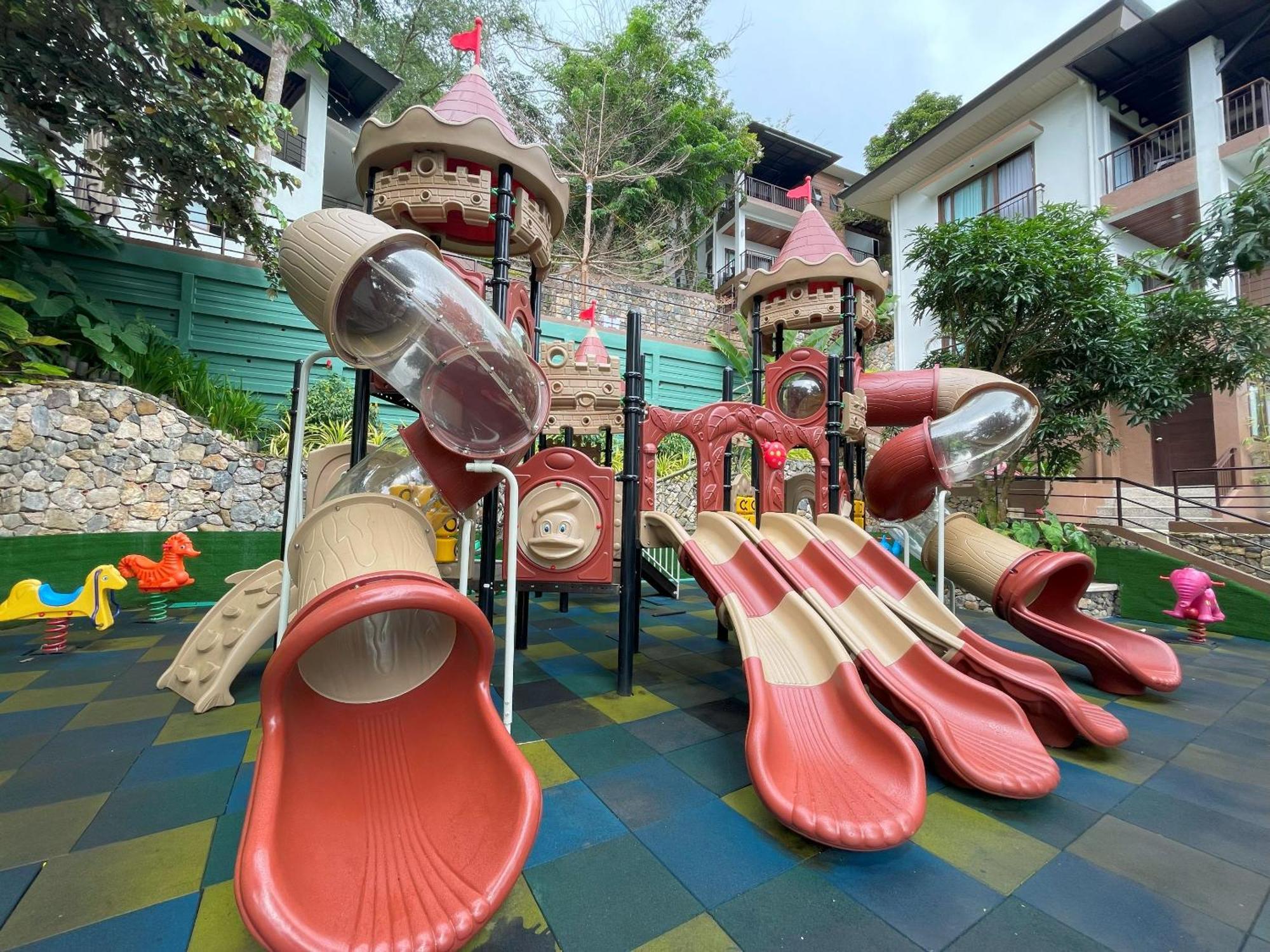 Mist Mountain Resort Powered By Cocotel Cebu Exterior foto