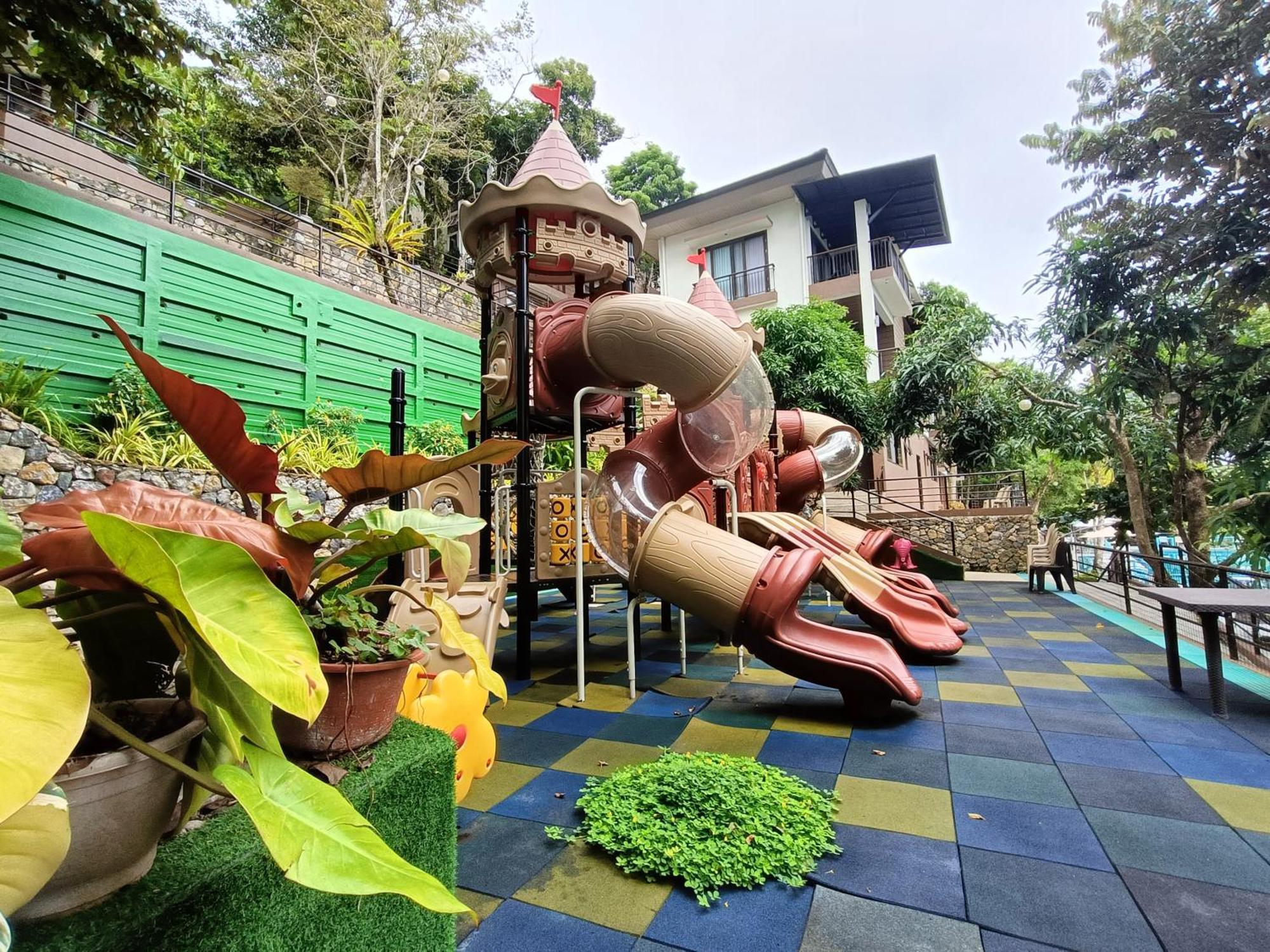 Mist Mountain Resort Powered By Cocotel Cebu Exterior foto