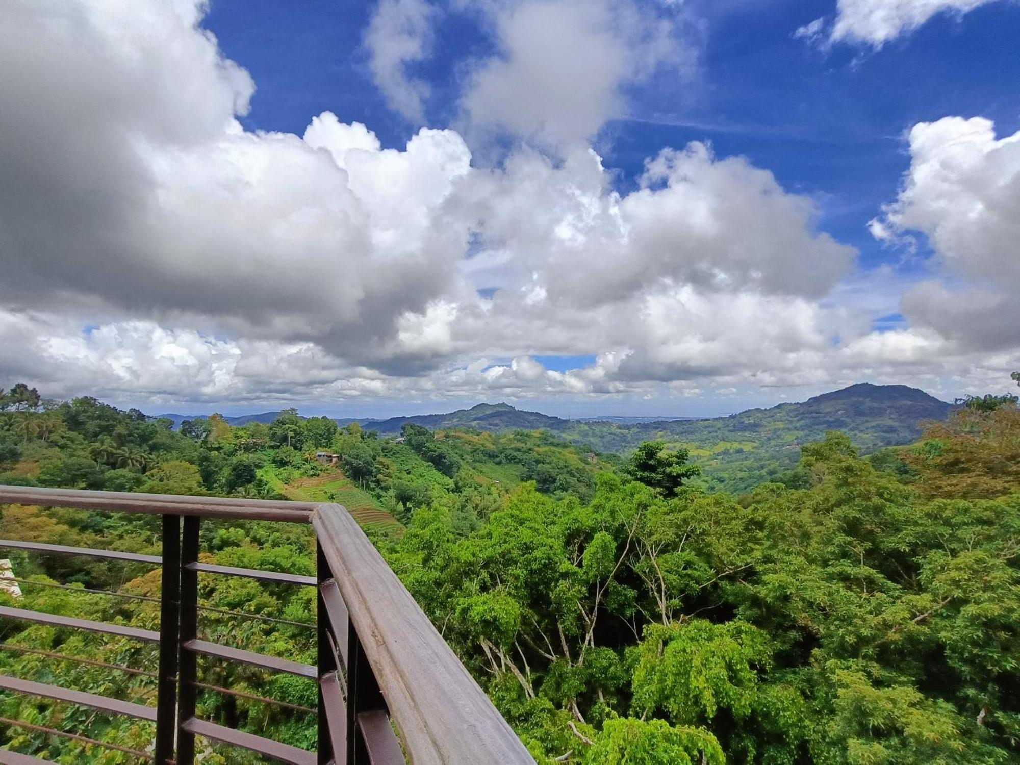 Mist Mountain Resort Powered By Cocotel Cebu Exterior foto