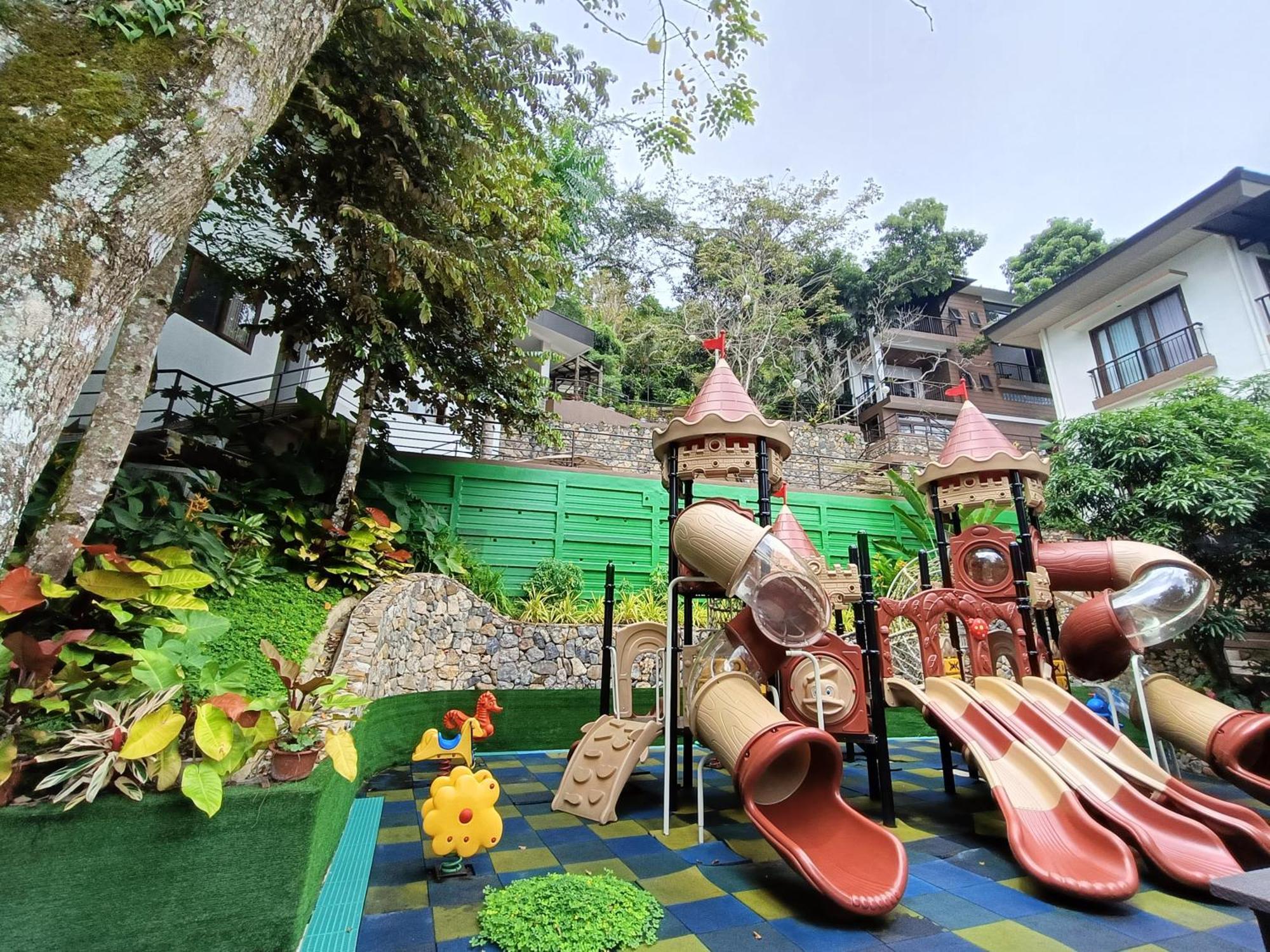 Mist Mountain Resort Powered By Cocotel Cebu Exterior foto