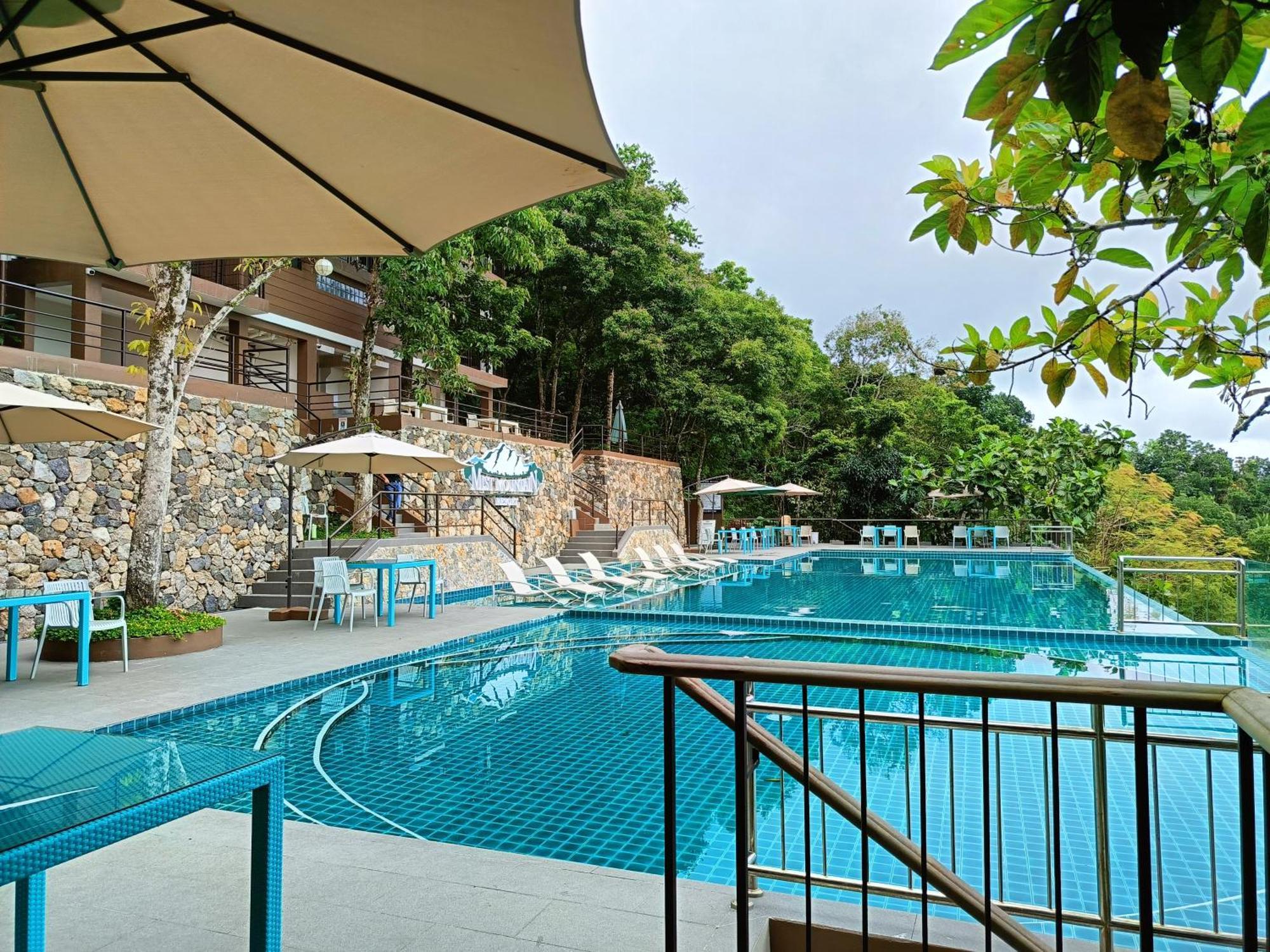 Mist Mountain Resort Powered By Cocotel Cebu Exterior foto
