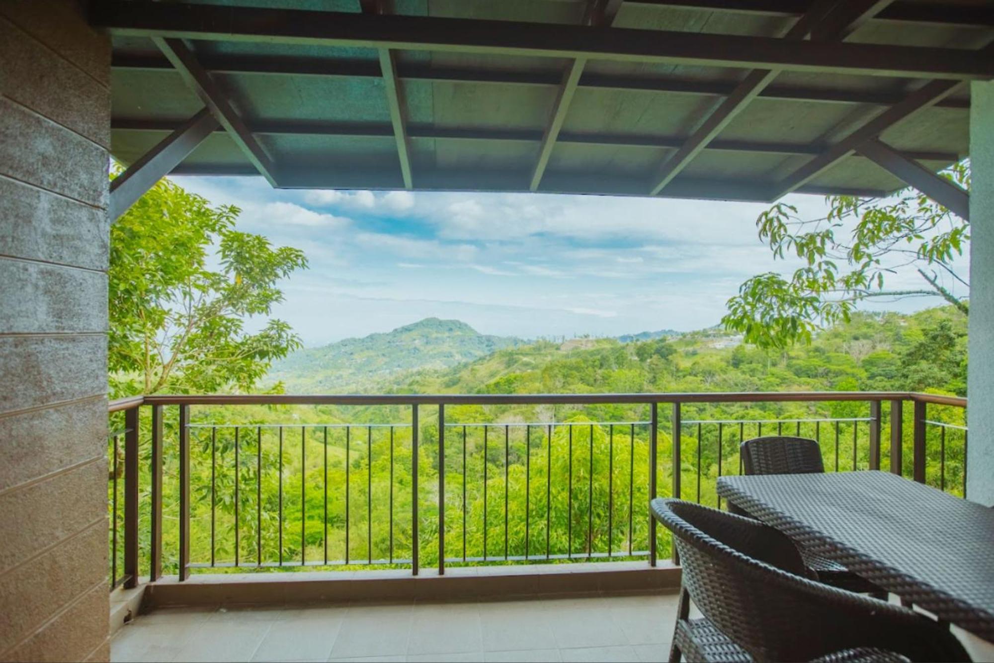 Mist Mountain Resort Powered By Cocotel Cebu Exterior foto